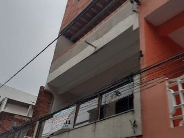 Sobrado com 81m² 3 quartos e 3 banheiros, à venda, no bairro Jardim Saint Moritz em Taboão da Serra