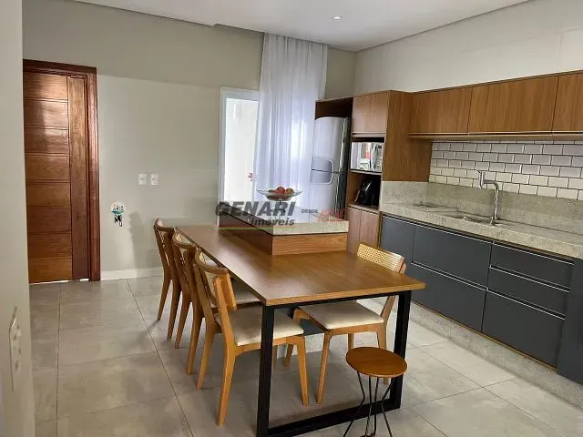 Sobrado com 150m² 2 quartos e 3 banheiros, à venda, no bairro Jardins do Império em Indaiatuba