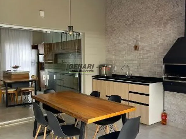 Sobrado com 150m² 2 quartos e 3 banheiros, à venda, no bairro Jardins do Império em Indaiatuba