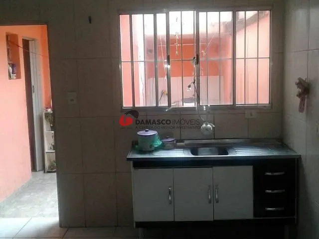 Sobrado com 131m² 3 quartos e 2 banheiros, à venda, no bairro Campestre em Santo André