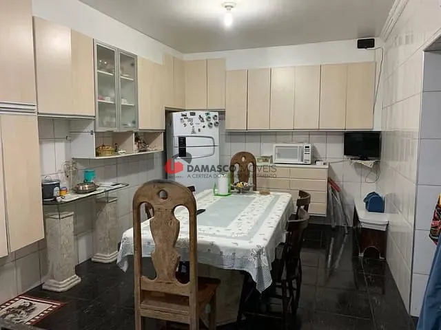 Sobrado com 785m² 3 quartos e 2 banheiros, à venda, no bairro Fundação em São Caetano do Sul