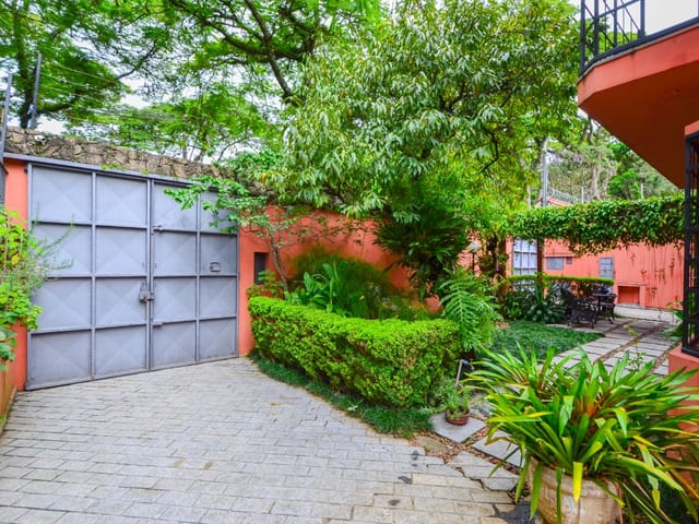 Sobrado com 465m² 4 quartos e 4 banheiros, à venda, no bairro Jardim Morumbi em São Paulo