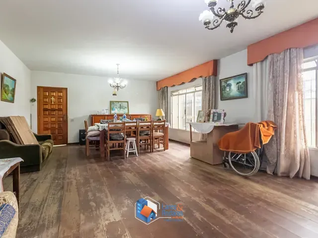 Sobrado com 438m² 4 quartos e 2 banheiros, à venda, no bairro Conjunto Residencial Jardim Canaã em São Paulo