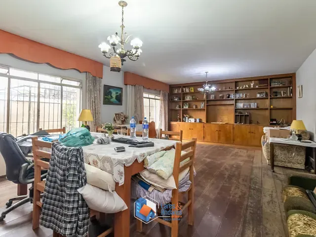 Sobrado com 438m² 4 quartos e 2 banheiros, à venda, no bairro Conjunto Residencial Jardim Canaã em São Paulo