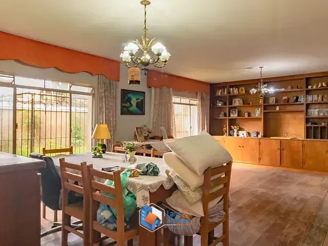 Sobrado com 438m² 4 quartos e 2 banheiros, à venda, no bairro Conjunto Residencial Jardim Canaã em São Paulo