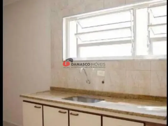 Sobrado com 138m² 3 quartos e 2 banheiros, à venda, no bairro Nova Gerti em São Caetano do Sul