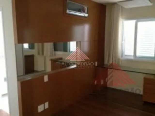 Sobrado 4 quartos e 3 banheiros, à venda, no bairro Alphaville em Campinas