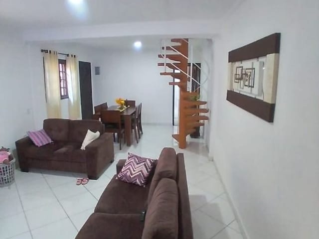 Sobrado com 126m² 3 quartos e 3 banheiros, à venda, no bairro Jardim Vista Alegre em Embu das Artes