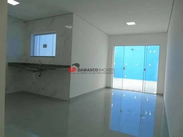 Sobrado com 116m² 3 quartos e 2 banheiros, à venda, no bairro Vila Homero Thon em Santo André