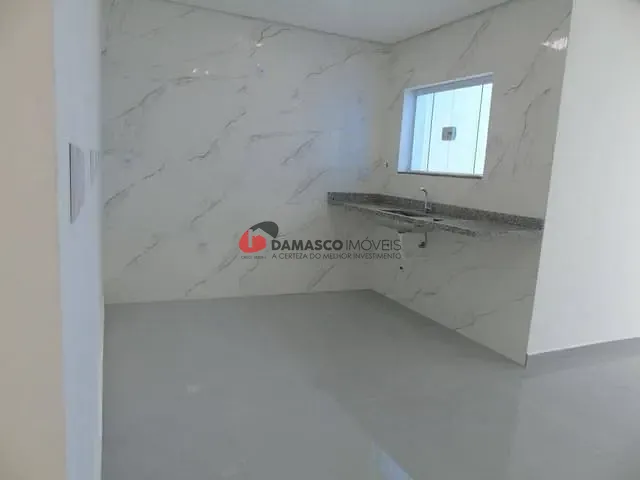 Sobrado com 116m² 3 quartos e 2 banheiros, à venda, no bairro Vila Homero Thon em Santo André