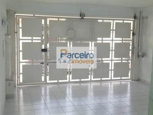 Sobrado com 150m² 3 quartos e 3 banheiros, à venda, no bairro Cidade Patriarca em São Paulo