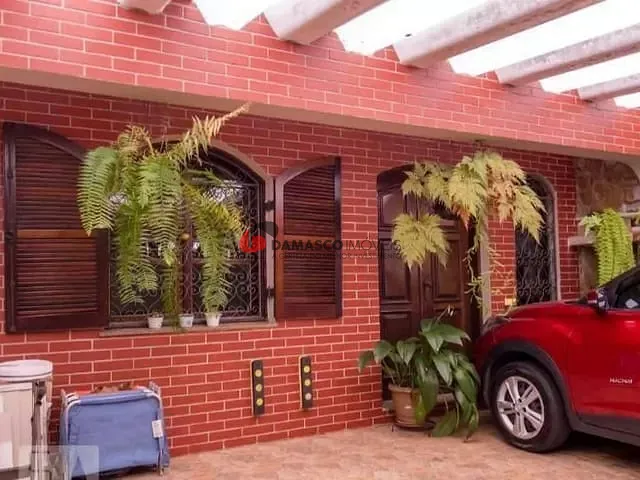 Sobrado com 200m² 4 quartos e 3 banheiros, à venda, no bairro Jardim Sao Caetano em São Caetano do Sul