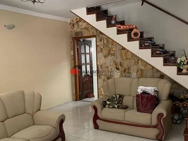 Sobrado com 217m² 3 quartos e 2 banheiros, à venda, no bairro Santa Maria em São Caetano do Sul