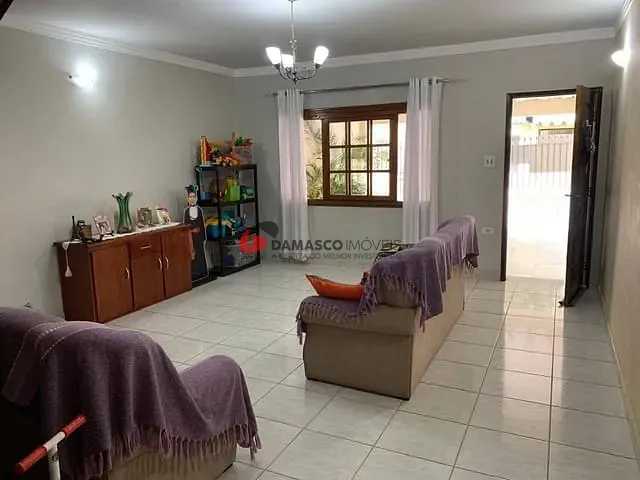Sobrado com 217m² 3 quartos e 2 banheiros, à venda, no bairro Santa Maria em São Caetano do Sul