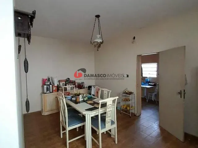 Sobrado com 500m² 3 quartos e 2 banheiros, à venda, no bairro Santa Paula em São Caetano do Sul