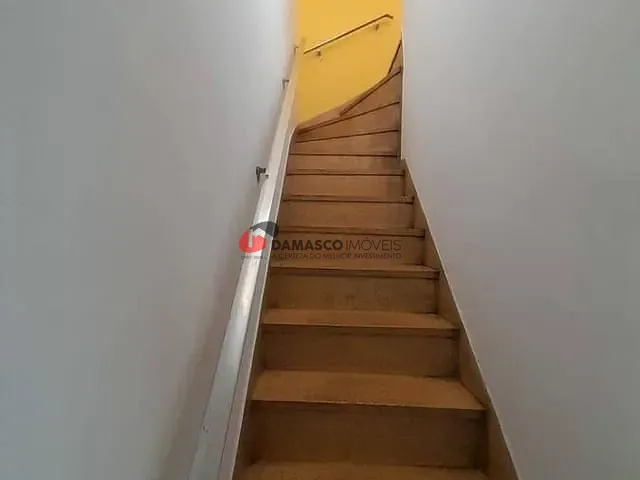 Sobrado com 500m² 3 quartos e 2 banheiros, à venda, no bairro Santa Paula em São Caetano do Sul