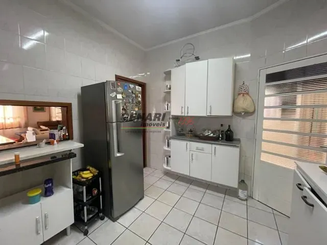 Sobrado com 349m² 3 quartos e 3 banheiros, à venda, no bairro Jardim Regina em Indaiatuba