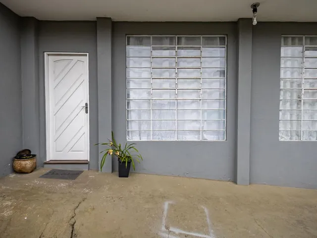 Casa 2 quartos e 3 banheiros, à venda, no bairro São João em Curitiba