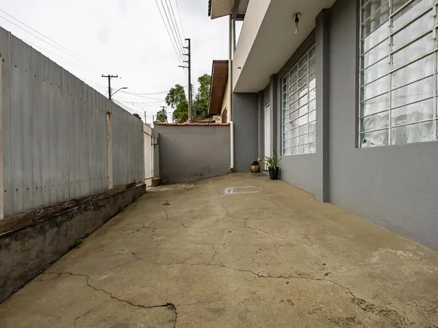 Casa 2 quartos e 3 banheiros, à venda, no bairro São João em Curitiba