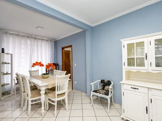 Casa 2 quartos e 3 banheiros, à venda, no bairro São João em Curitiba