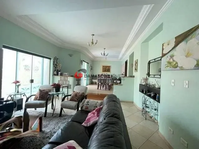 Sobrado com 324m² 4 quartos e 4 banheiros, à venda, no bairro Jardim Sao Caetano em São Caetano do Sul
