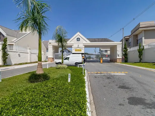 Casa com 118m² 3 quartos e 4 banheiros, à venda, no bairro Atuba em Curitiba