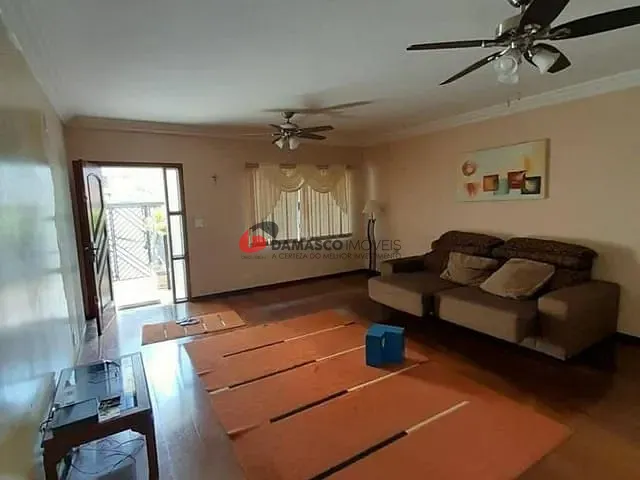 Sobrado com 151m² 4 quartos e 4 banheiros, à venda, no bairro Olímpico em São Caetano do Sul