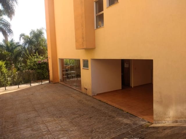 Sobrado com 1325m² 4 quartos e 5 banheiros, à venda, no bairro Jardim Passárgada I em Cotia
