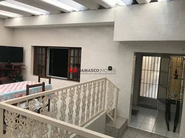 Sobrado com 257m² 4 quartos e 3 banheiros, à venda, no bairro Vila Palmares em Santo André