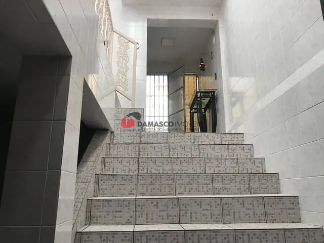 Sobrado com 257m² 4 quartos e 3 banheiros, à venda, no bairro Vila Palmares em Santo André