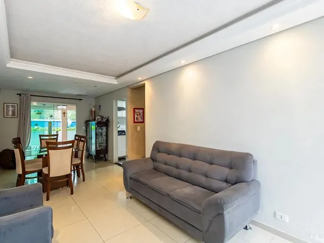 Sobrado 3 quartos e 1 banheiro, à venda, no bairro Cidade Industrial em Curitiba