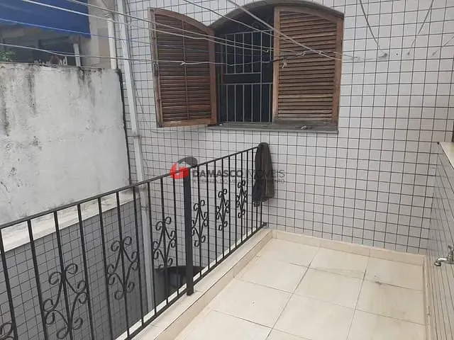 Sobrado com 117m² 2 quartos e 2 banheiros, à venda, no bairro Santa Paula em São Caetano do Sul