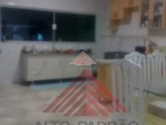 Sobrado à venda, no bairro Jardim Anchieta em Mauá
