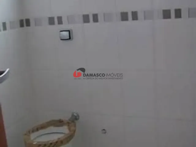 Sobrado com 194m² 3 quartos e 1 banheiro, à venda, no bairro Campestre em Santo André