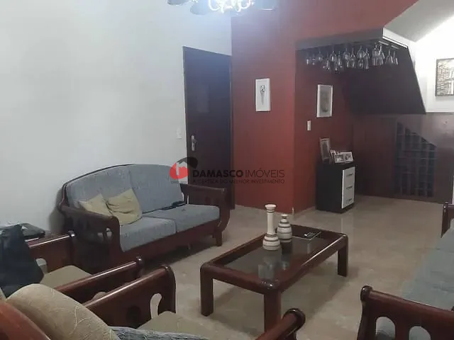 Sobrado com 209m² 3 quartos e 3 banheiros, à venda, no bairro Osvaldo Cruz em São Caetano do Sul