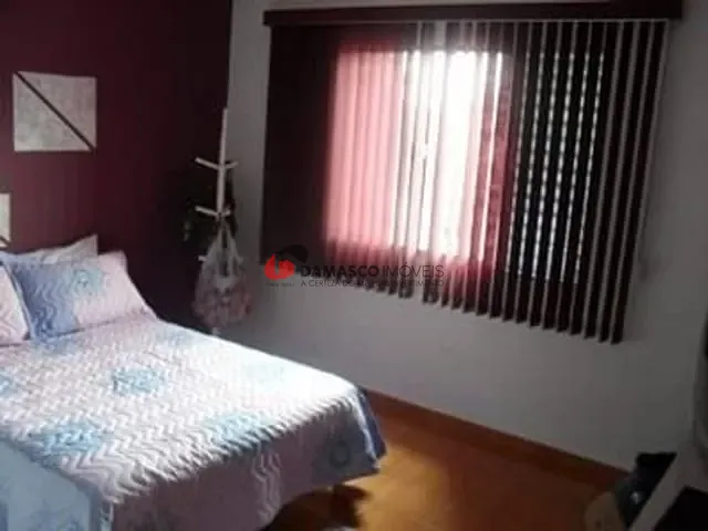 Sobrado com 833m² 3 quartos e 2 banheiros, à venda, no bairro Mauá em São Caetano do Sul