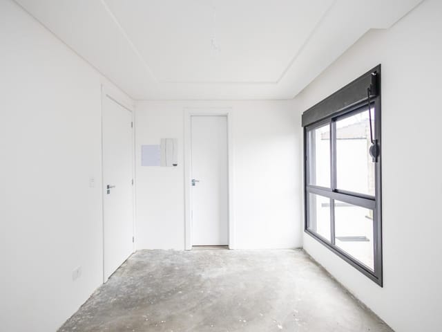 Sobrado com 117m² 3 quartos e 3 banheiros, à venda, no bairro Lindóia em Curitiba