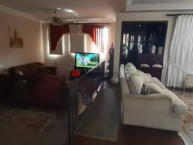 Sobrado com 780m² 3 quartos e 7 banheiros, à venda, no bairro Osvaldo Cruz em São Caetano do Sul