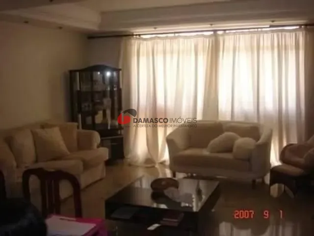 Sobrado com 270m² 3 quartos e 4 banheiros, à venda, no bairro Nova Petrópolis em São Bernardo do Campo