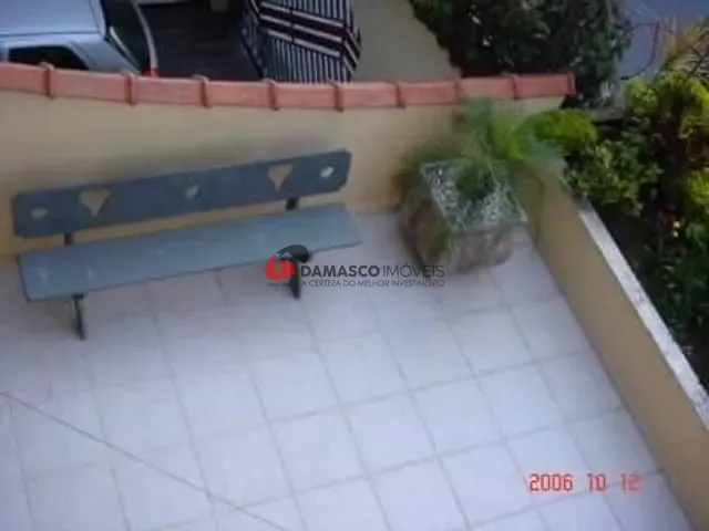 Sobrado com 270m² 3 quartos e 4 banheiros, à venda, no bairro Nova Petrópolis em São Bernardo do Campo