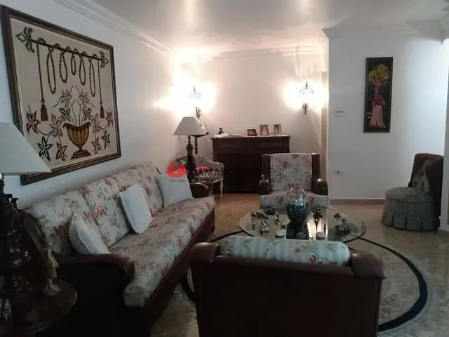 Sobrado com 255m² 4 quartos e 3 banheiros, à venda, no bairro Olímpico em São Caetano do Sul