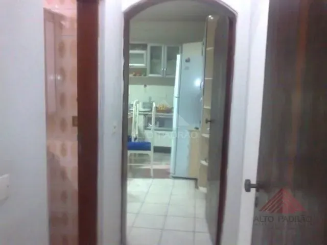 Sobrado 2 quartos e 2 banheiros, à venda, no bairro Vila Bocaina em Mauá