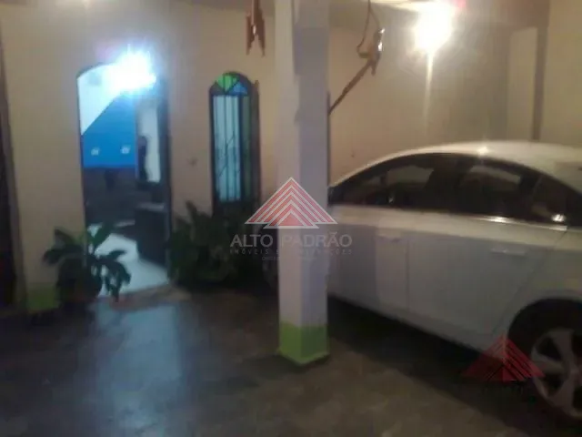 Sobrado 2 quartos e 2 banheiros, à venda, no bairro Vila Bocaina em Mauá
