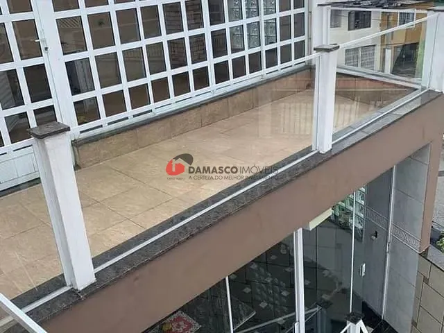 Sobrado com 250m² 3 quartos e 1 banheiro, à venda, no bairro Sítio da Figueira em São Paulo