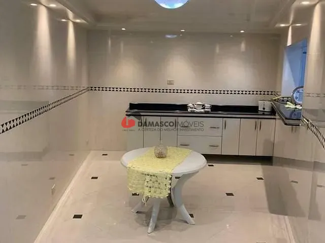 Sobrado com 250m² 3 quartos e 1 banheiro, à venda, no bairro Sítio da Figueira em São Paulo