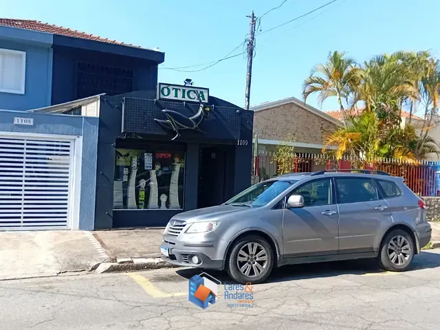 Sobrado com 195m² 4 quartos e 4 banheiros, à venda, no bairro Vila Ipojuca em São Paulo