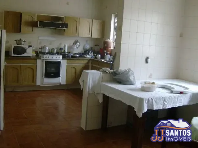 Sobrado com 210m² 4 quartos e 4 banheiros, à venda, no bairro Água Rasa em São Paulo
