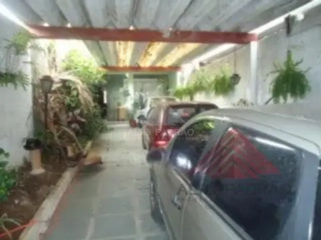 Sobrado 3 quartos e 2 banheiros, à venda, no bairro Jardim Zaira em Mauá