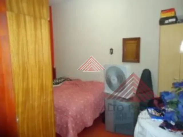 Sobrado 3 quartos e 2 banheiros, à venda, no bairro Jardim Zaira em Mauá