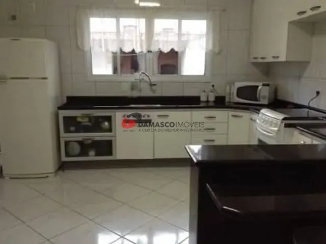 Sobrado com 180m² 3 quartos e 3 banheiros, à venda, no bairro Santa Paula em São Paulo